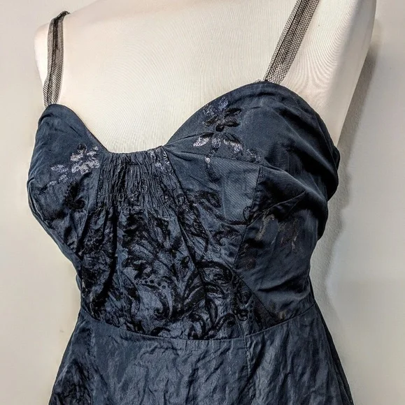 $695 Nicole Miller Collection Cocktail Dress - Picture 8 of 8